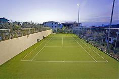 Tennisplatz im Hotel Athena Pallas
