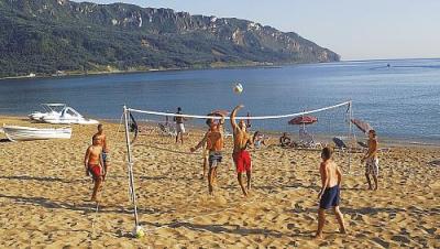 Klick für Originalgröße :beach-volleyball.jpg